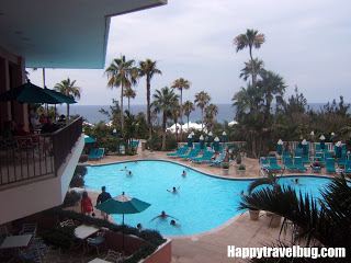 Fairmont Southampton Hotel pool