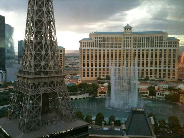 View of Eiffel tower in Vegas along with the Bellagio and fountains