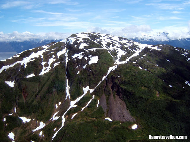 mountain view from a float plane in Alaska