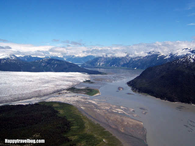 water view from a float plane in Alaska