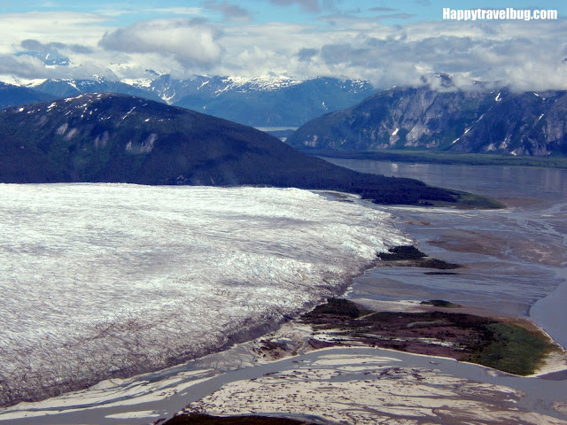 glacier view from a float plane in Alaska