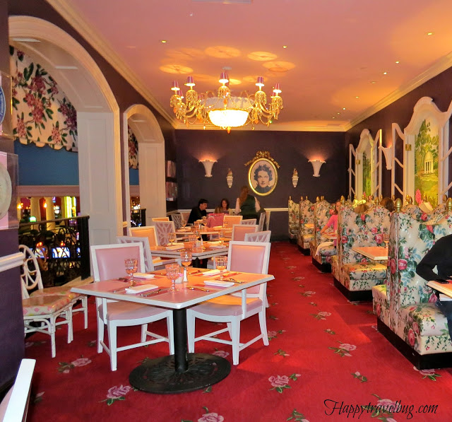 Interior decor of Drapers Restaurant