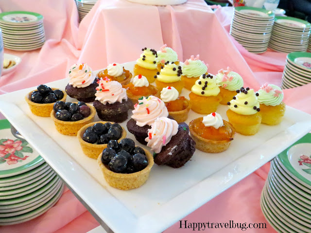 cupcakes and fruit tarts