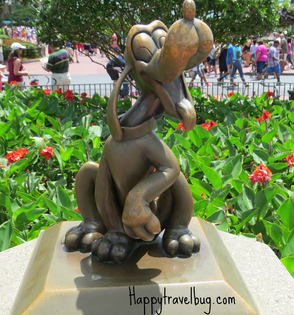 Pluto the dog sculpture at Disney World