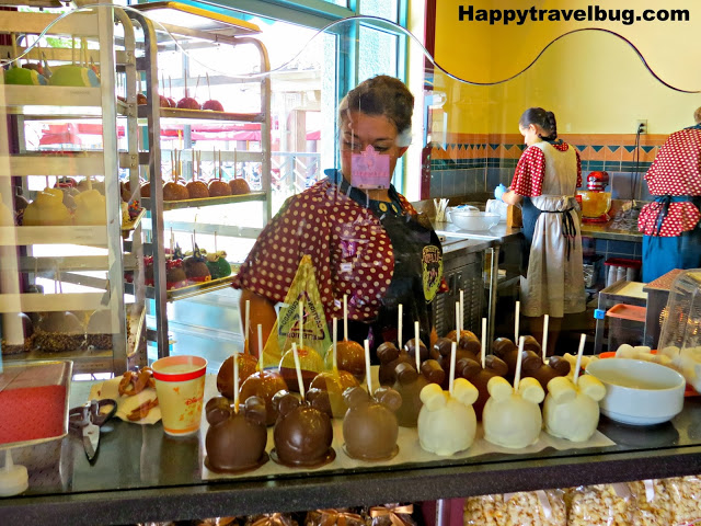 Making the cutest Disney Style caramel apples