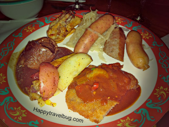 German food from the Biergarten Restaurant in Epcot #DisneyWorld