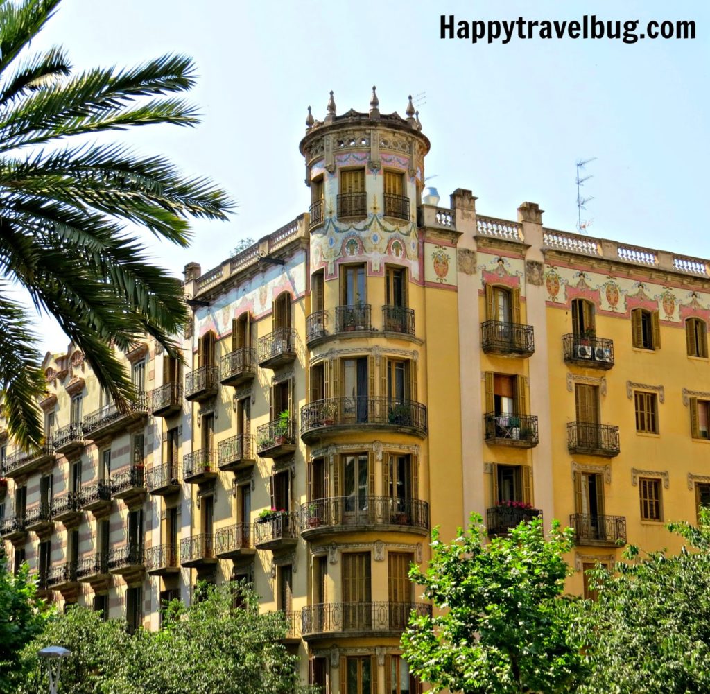 Building in Barcelona, Spain with beautiful balconies